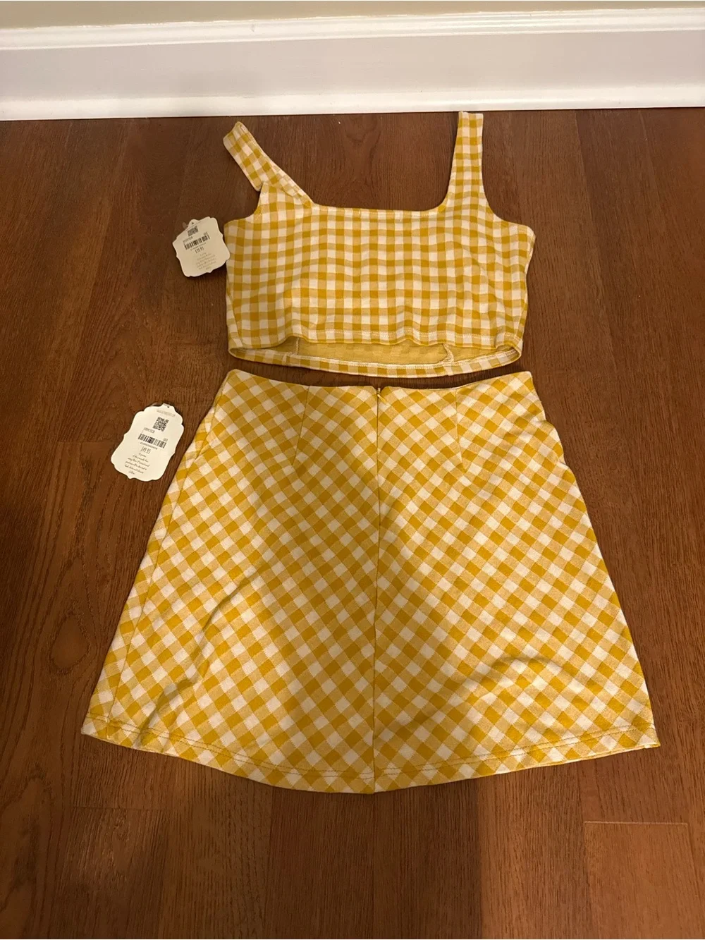 NWT Altar'd State Yellow Gingham Two Piece Set Crop Top Mini Skirt Co-Ord S - Picture 2 of 16